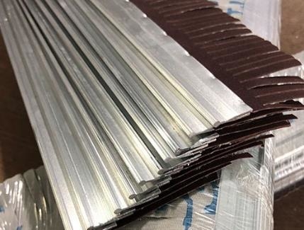 Customizable Industrial Size O-Shaped Aluminum Alloy Base Material Brush Aluminum Oxide Strip Brush For Wood Polishing